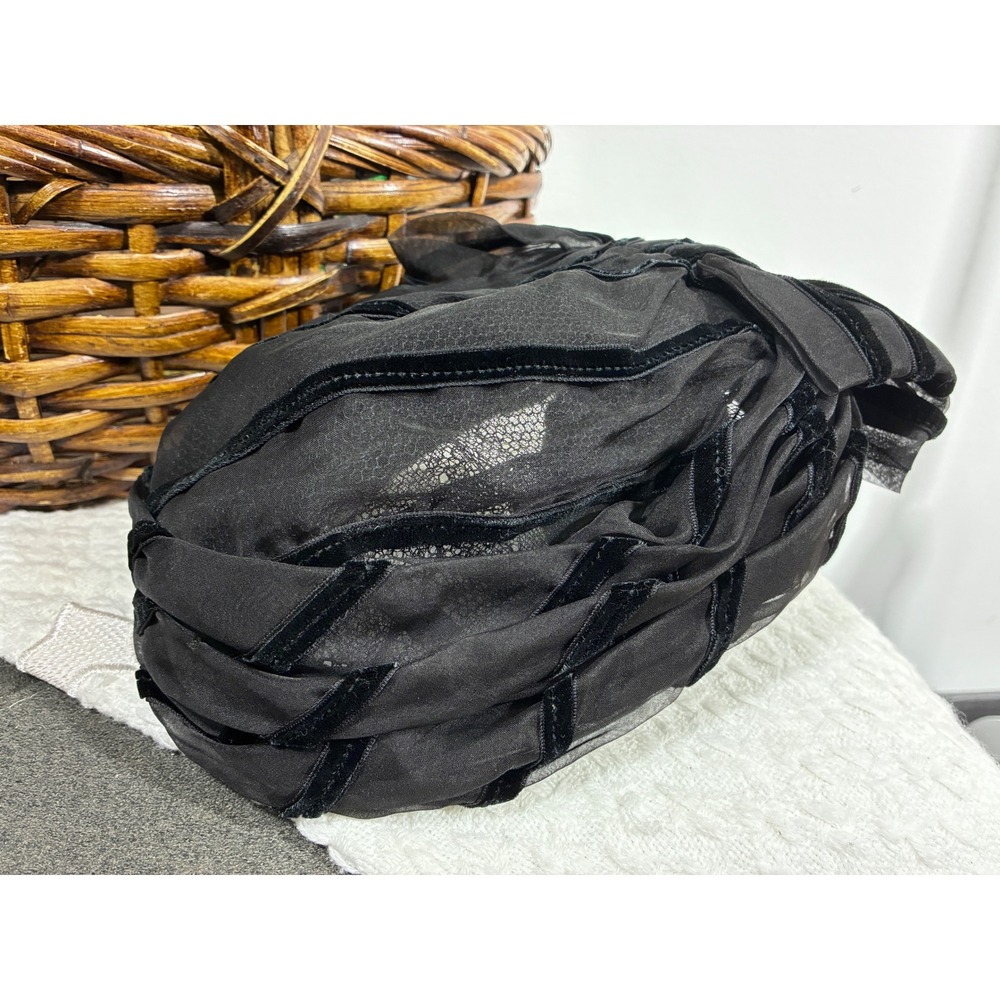 Vintage 1950s Jelleff's Black Velvet Ribbon Bow Cocktail Hat Union Made